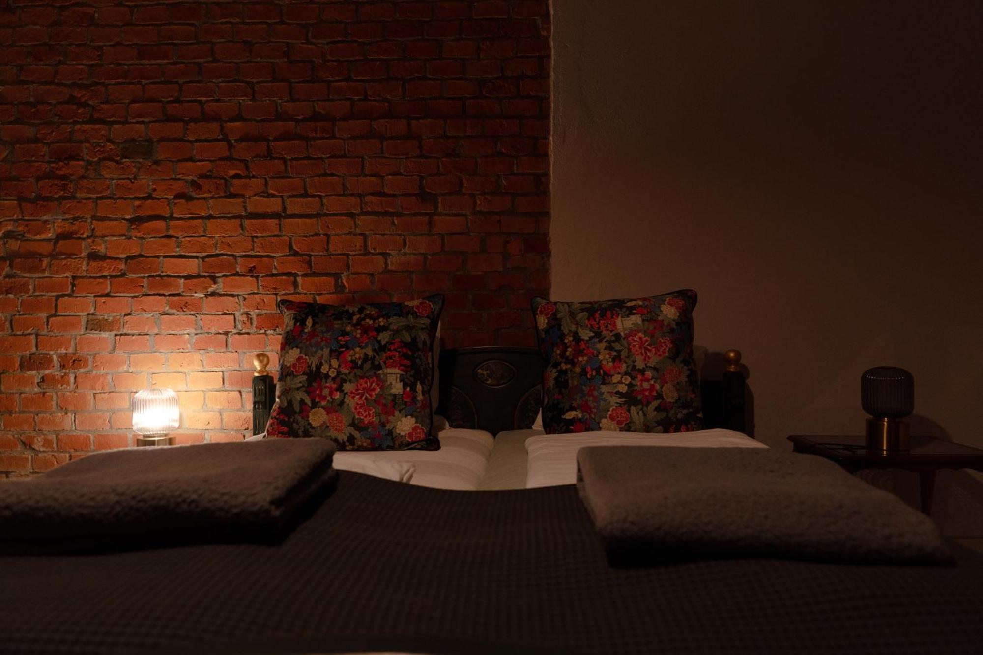 Uroczysko Olesnica Bed & Breakfast Chodziez Ngoại thất bức ảnh