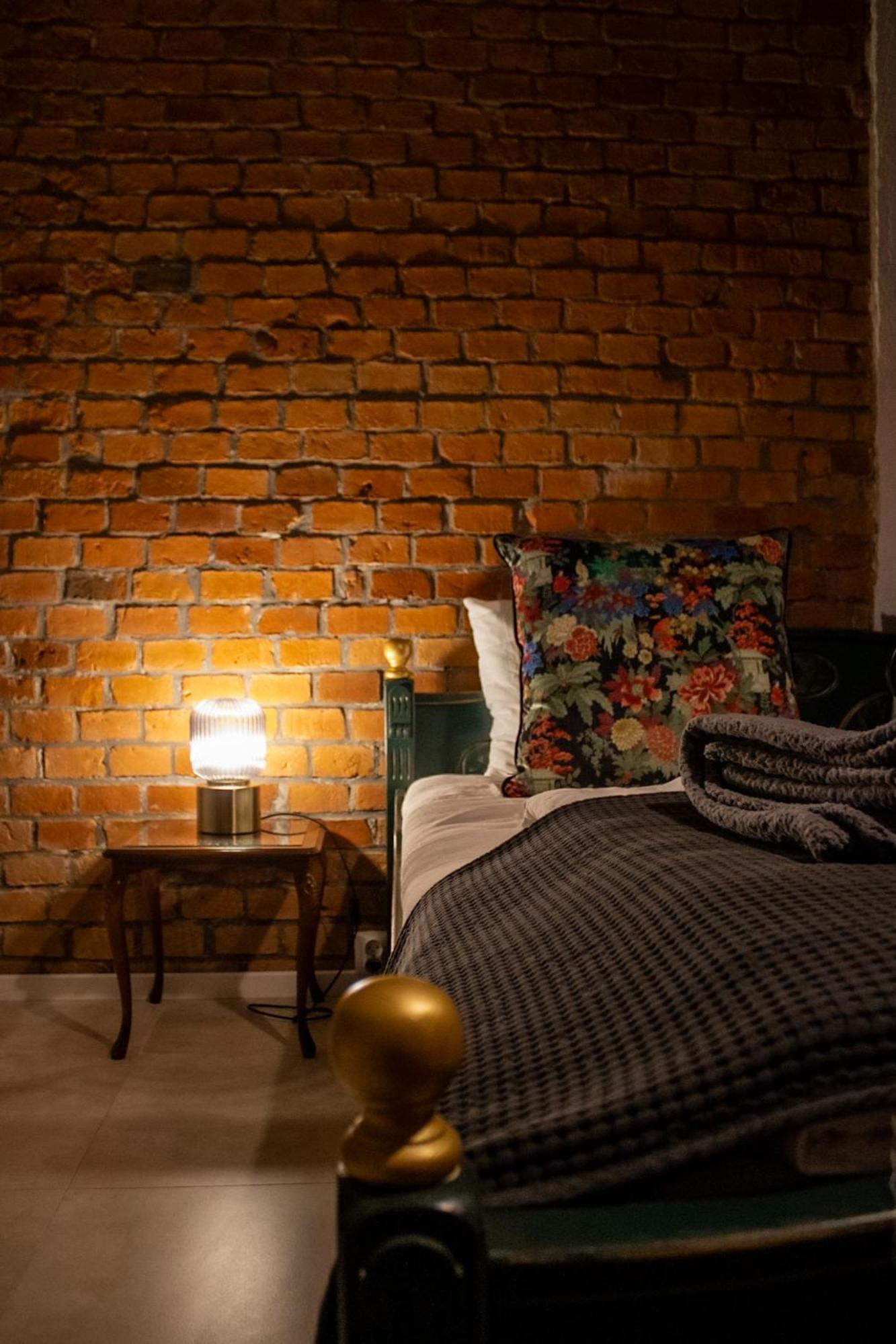 Uroczysko Olesnica Bed & Breakfast Chodziez Ngoại thất bức ảnh