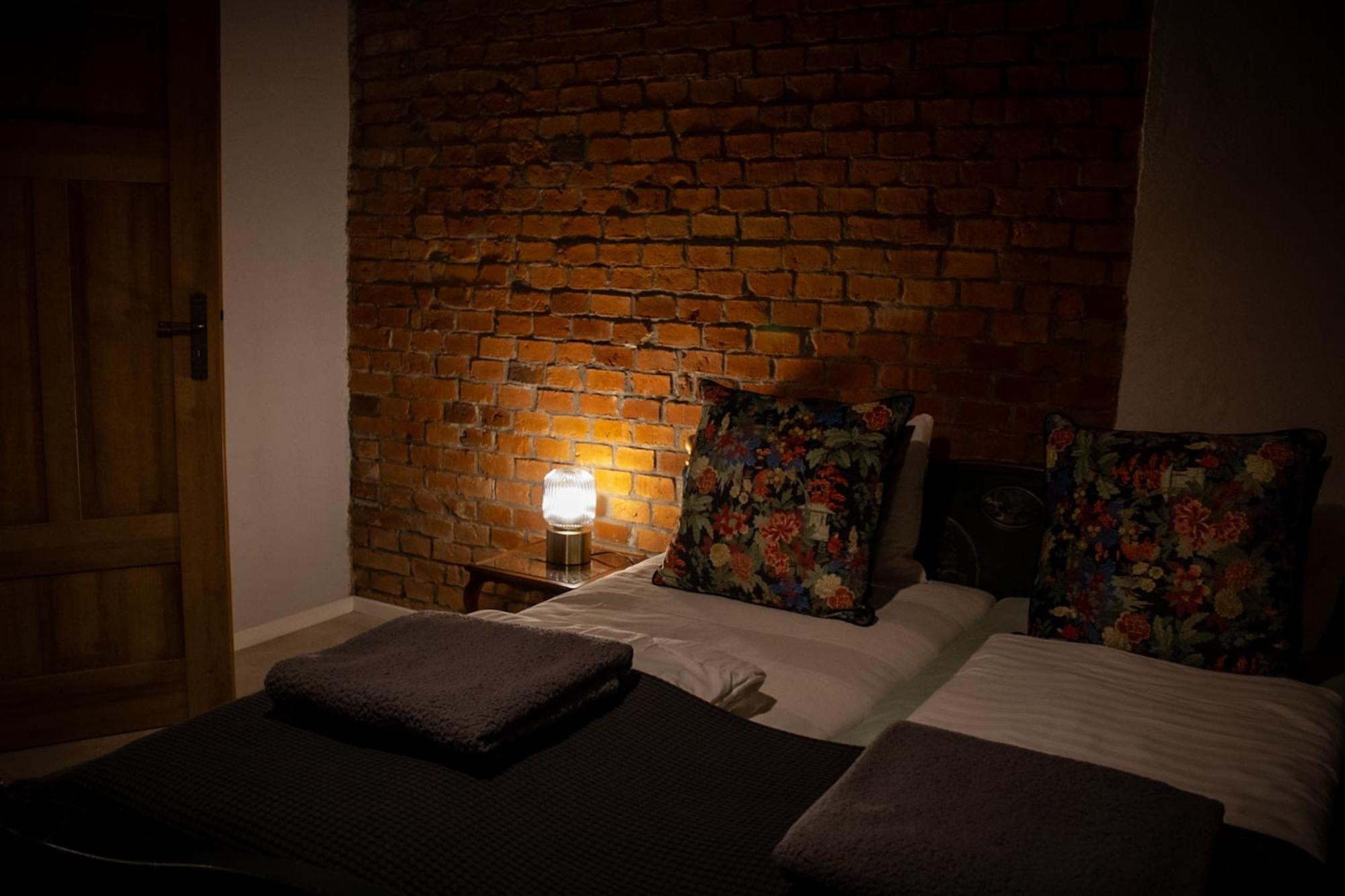 Uroczysko Olesnica Bed & Breakfast Chodziez Phòng bức ảnh