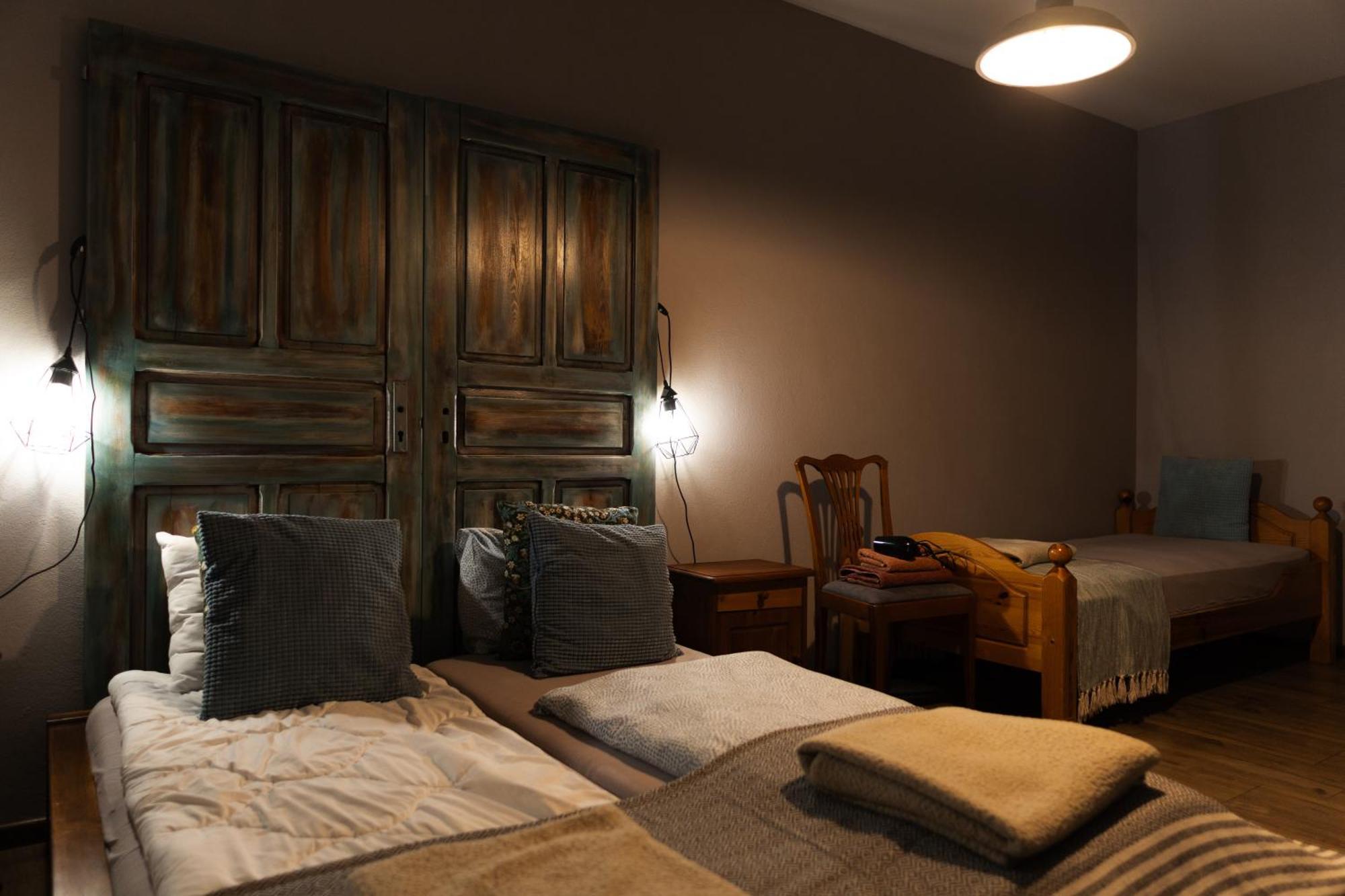 Uroczysko Olesnica Bed & Breakfast Chodziez Phòng bức ảnh