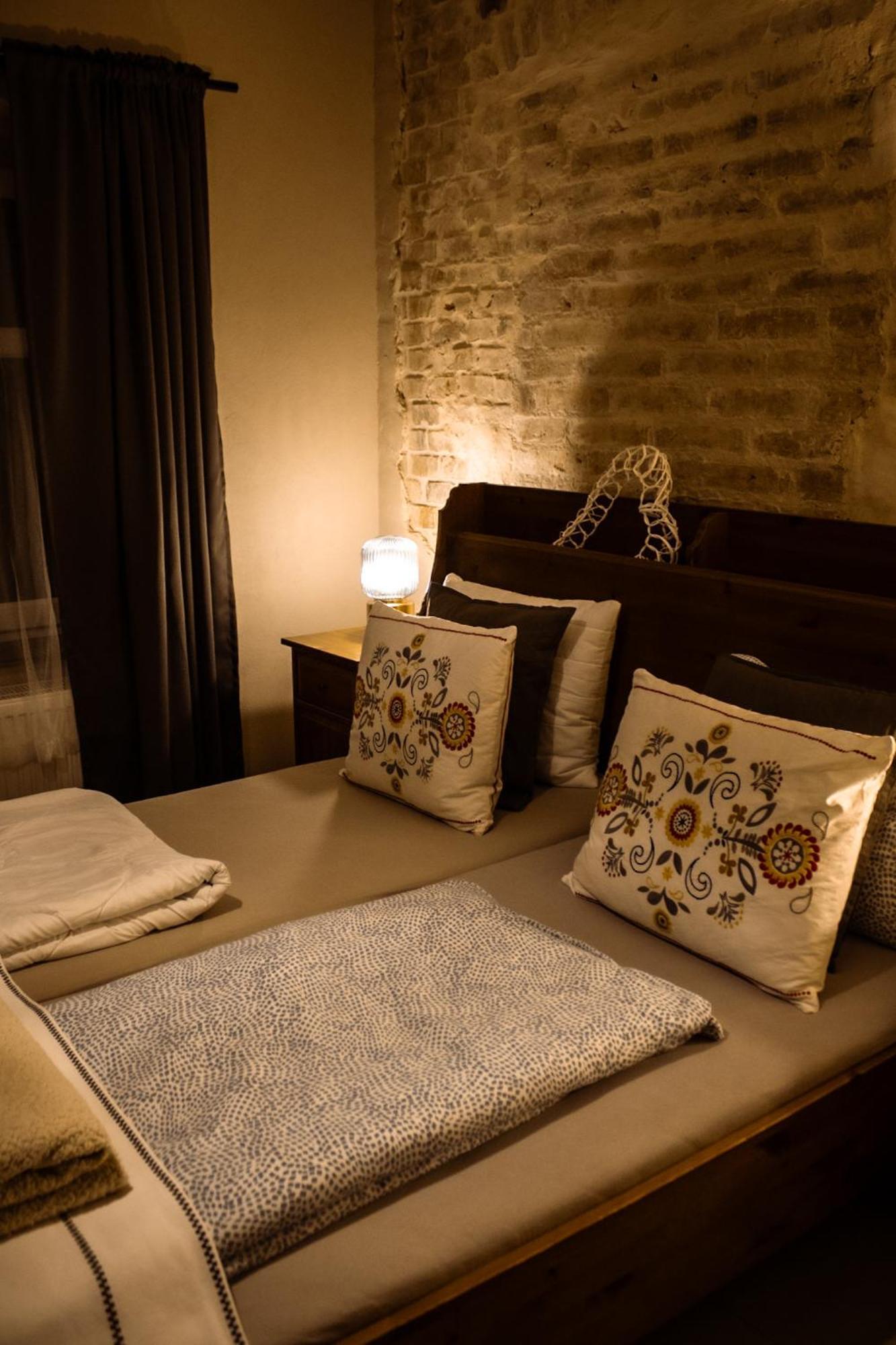 Uroczysko Olesnica Bed & Breakfast Chodziez Phòng bức ảnh